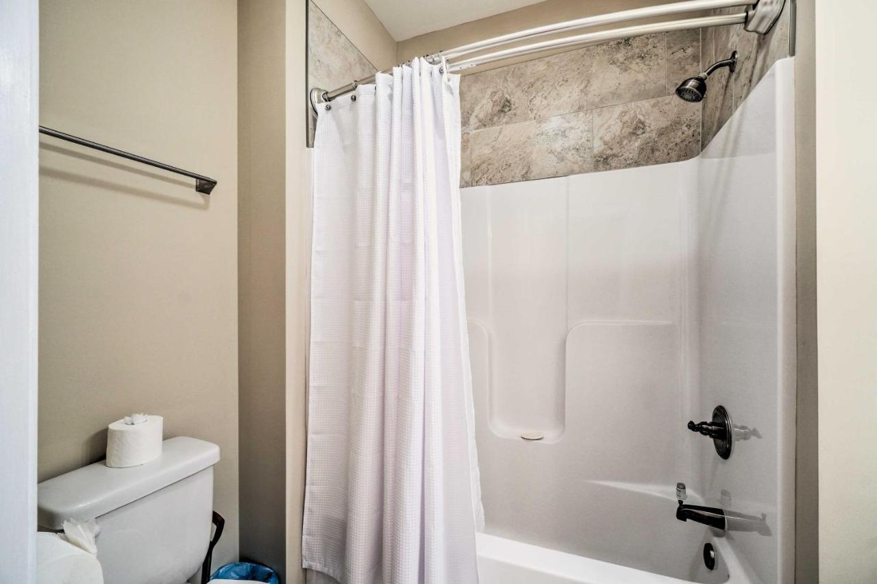 Chic Townsend Condo With Saltwater Pool! Eksteriør bilde